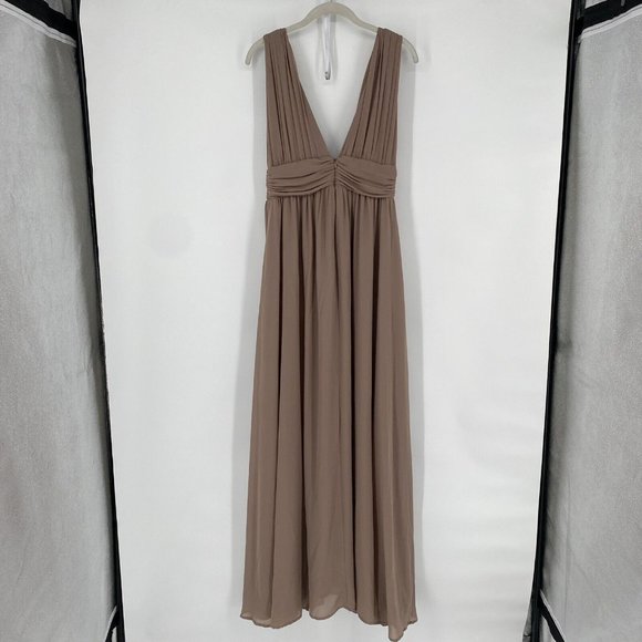 Lulus dress women’s medium M tan heavenly hues formal dance homecoming low v - Picture 9 of 9